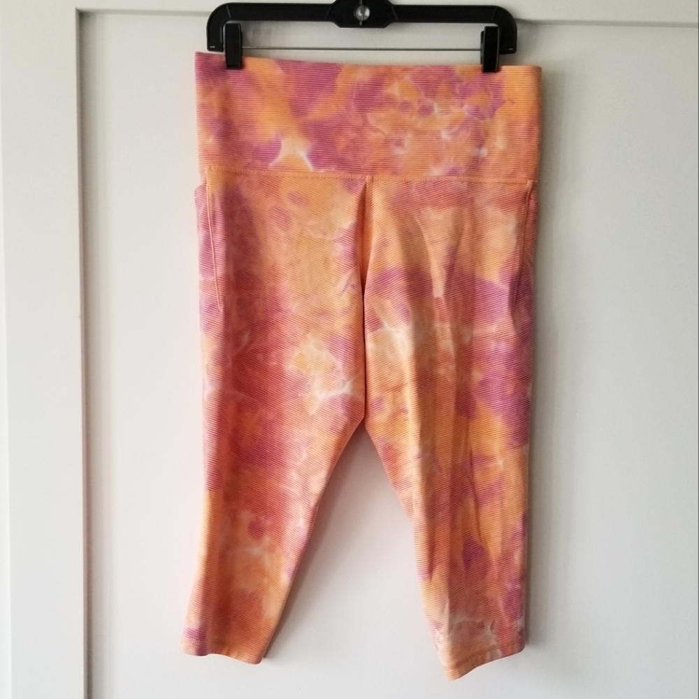 Athleta Salutation Stash Pocket II Capri